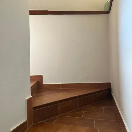 Choviejo アパート